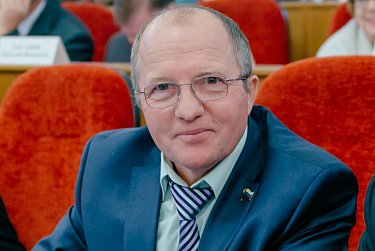 Президент отметил заслуги Анатолия Лукьянова 